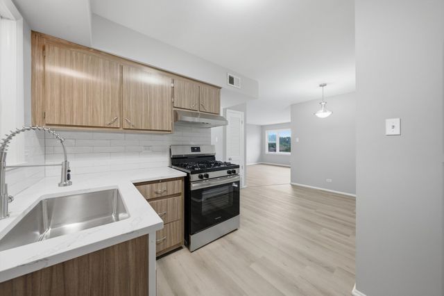 3170 W Meadow Lane 23, Merrionette Park, IL 60803