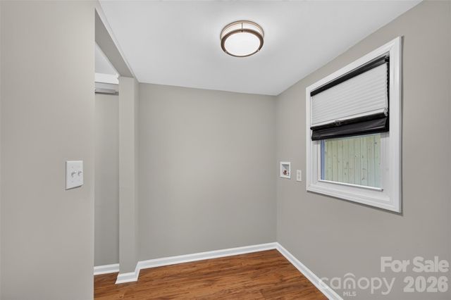 620 10th Street Boulevard NW, Hickory, NC 28601