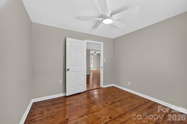 620 10th Street Boulevard NW, Hickory, NC 28601