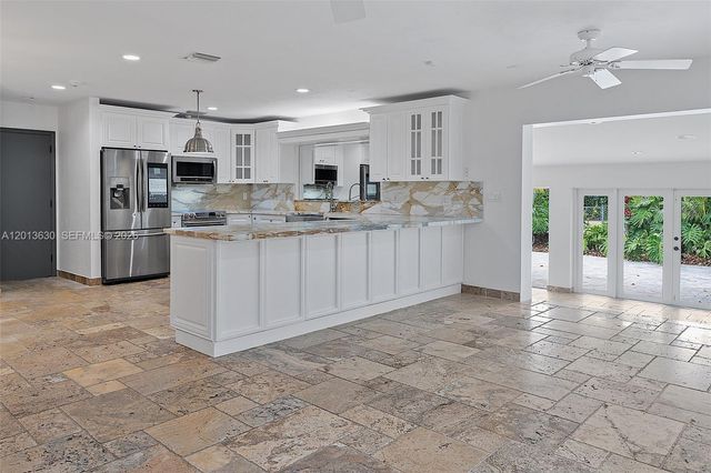 8745 SW 182nd Terrace, Palmetto Bay, FL 33157