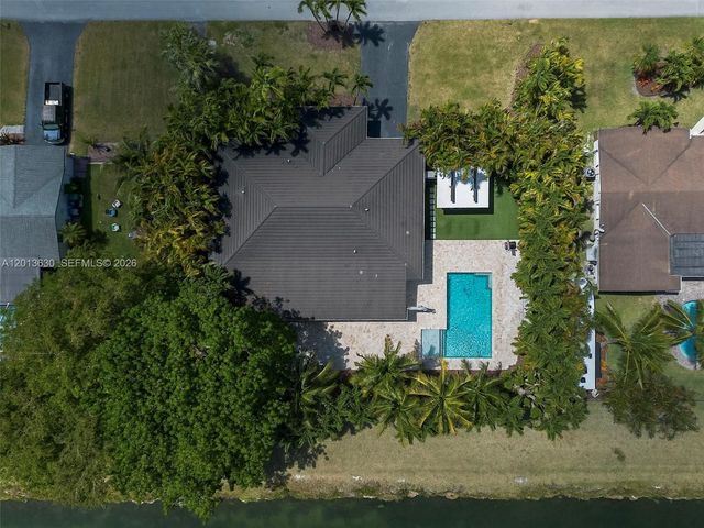 8745 SW 182nd Terrace, Palmetto Bay, FL 33157