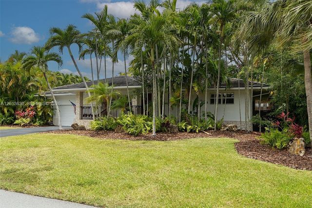 8745 SW 182nd Terrace, Palmetto Bay, FL 33157