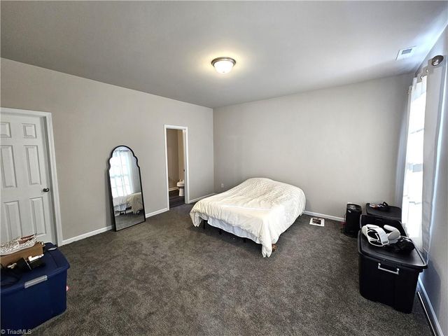 1661 King Road, Westfield, NC 27053