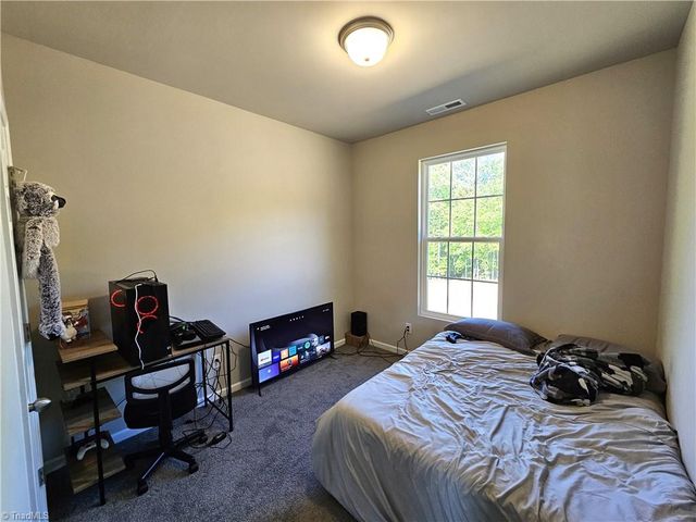 1661 King Road, Westfield, NC 27053