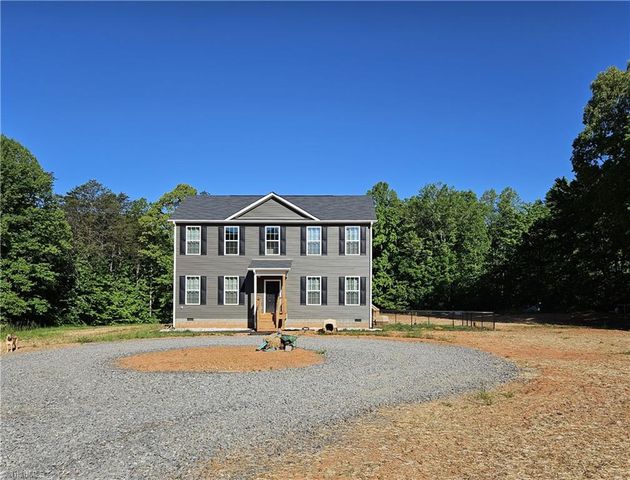 1661 King Road, Westfield, NC 27053