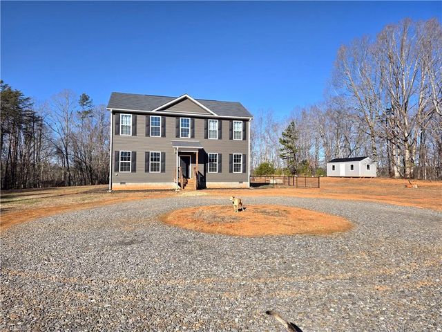 1661 King Road, Westfield, NC 27053