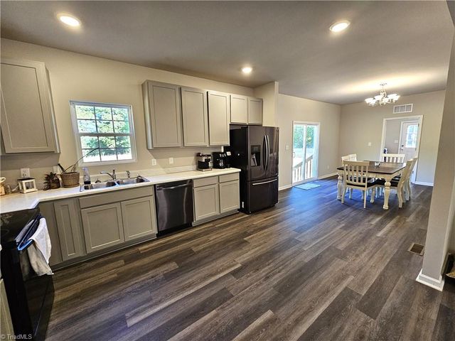 1661 King Road, Westfield, NC 27053