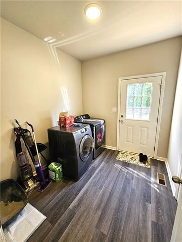 1661 King Road, Westfield, NC 27053