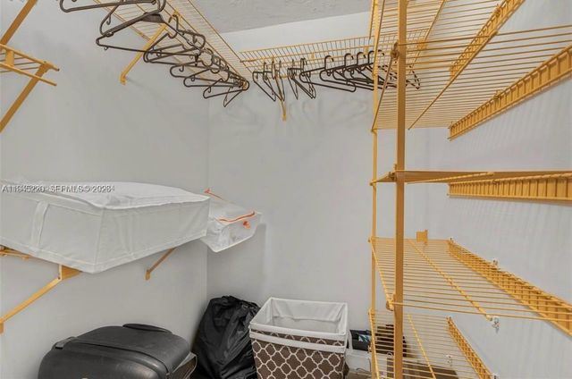 7507 La Paz Blvd 407, Boca Raton, FL 33433