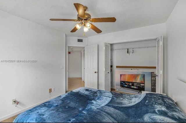 7507 La Paz Blvd 407, Boca Raton, FL 33433