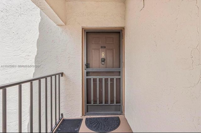 7507 La Paz Blvd 407, Boca Raton, FL 33433