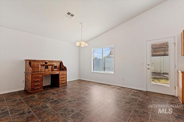 10773 Gossamer St, Nampa, ID 83687