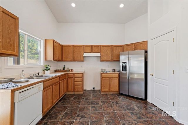 10773 Gossamer St, Nampa, ID 83687
