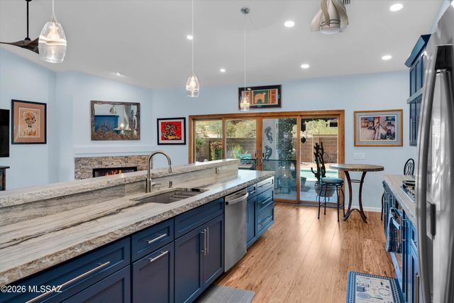 8977 N Treasure Mountain Drive, Tucson, AZ 85742