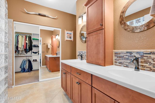 8977 N Treasure Mountain Drive, Tucson, AZ 85742