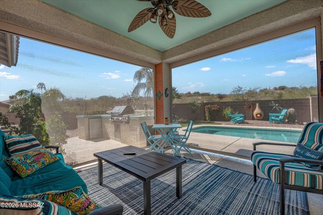 8977 N Treasure Mountain Drive, Tucson, AZ 85742