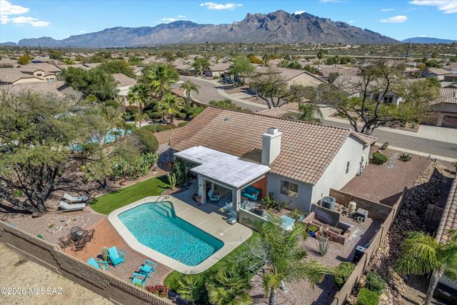 8977 N Treasure Mountain Drive, Tucson, AZ 85742