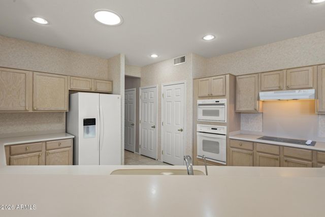 18415 N LAGUNA AZUL Drive, Surprise, AZ 85374