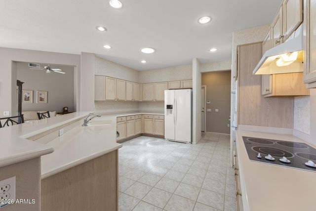 18415 N LAGUNA AZUL Drive, Surprise, AZ 85374