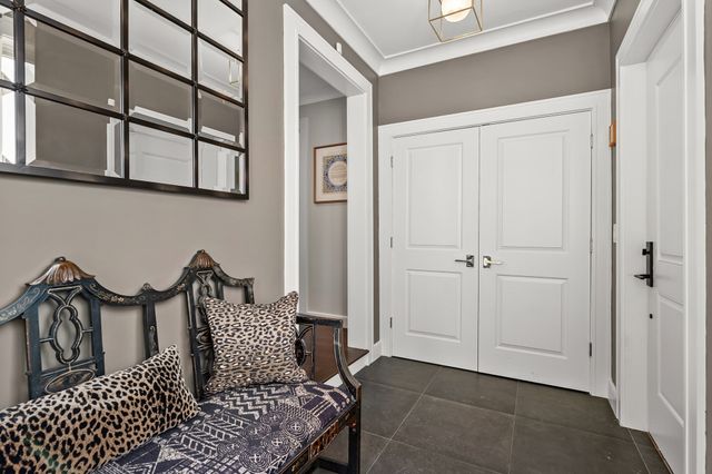 2 Hemenway Ave, Melrose, MA 02176