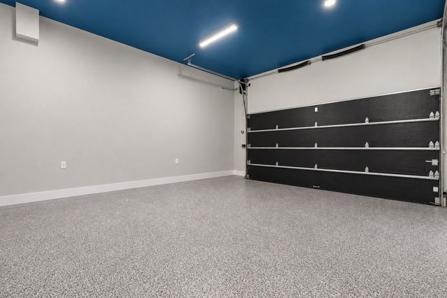 2 Hemenway Ave, Melrose, MA 02176