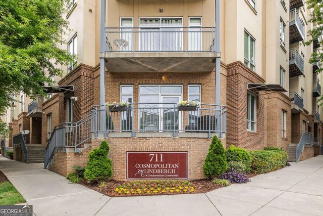 711 Cosmopolitan Drive NE 300, Atlanta, GA 30324