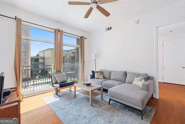 711 Cosmopolitan Drive NE 300, Atlanta, GA 30324