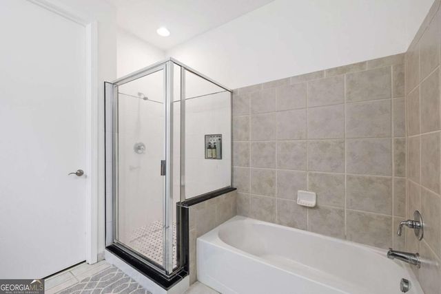 711 Cosmopolitan Drive NE 300, Atlanta, GA 30324