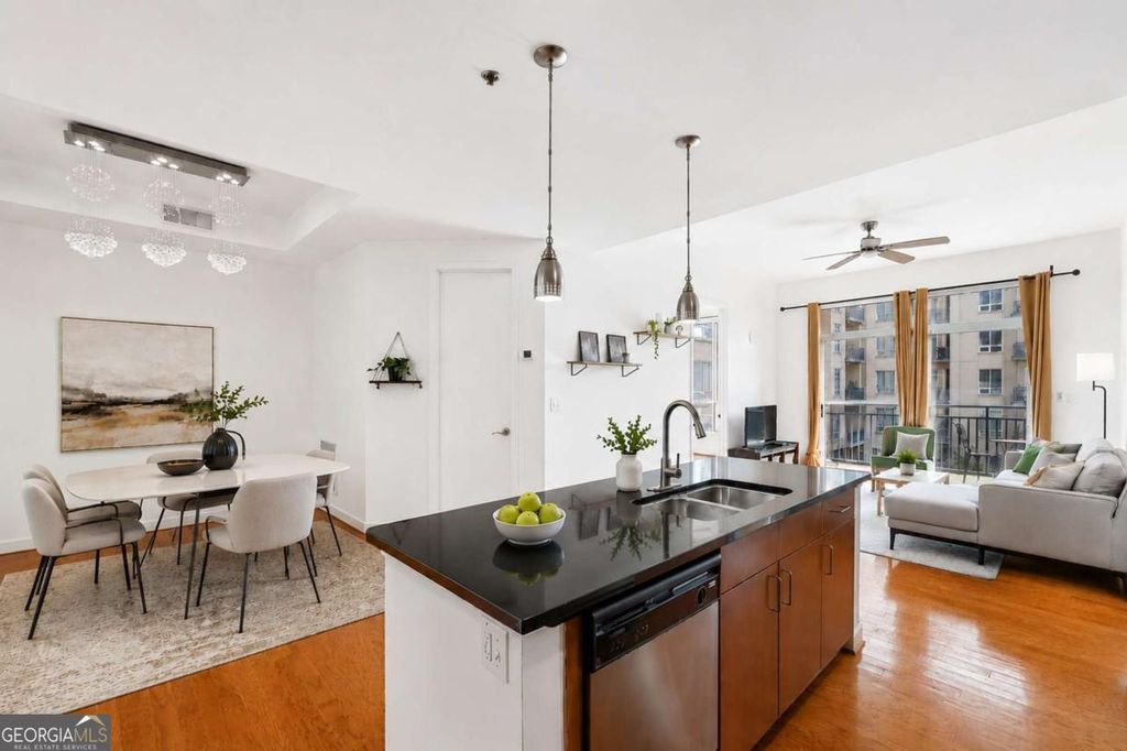 711 Cosmopolitan Drive NE 300, Atlanta, GA 30324