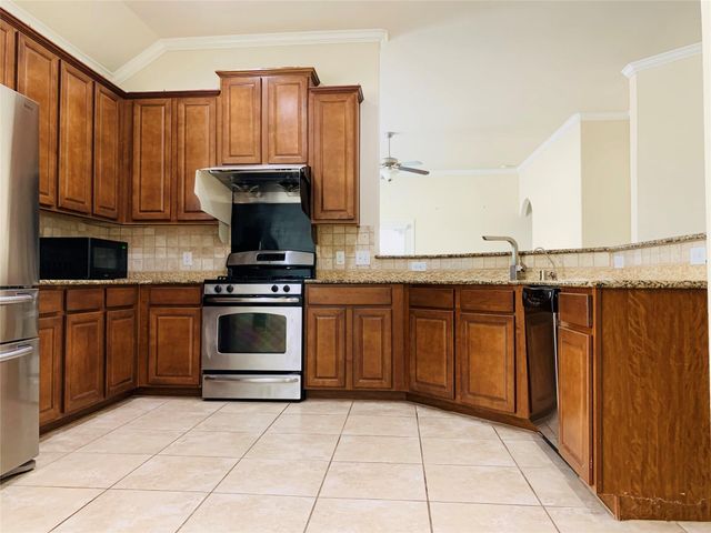 20818 S Blue Hyacinth Drive, Cypress, TX 77433