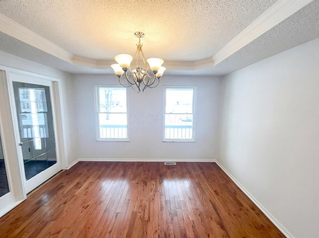 2592 Cowall Drive, Hilliard, OH 43026