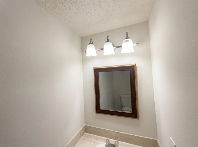 2592 Cowall Drive, Hilliard, OH 43026