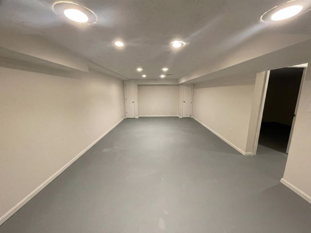 2592 Cowall Drive, Hilliard, OH 43026