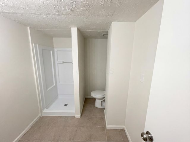 2592 Cowall Drive, Hilliard, OH 43026