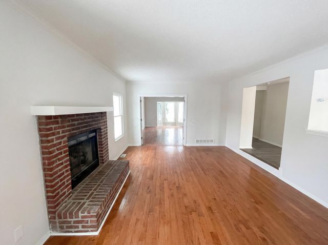 2592 Cowall Drive, Hilliard, OH 43026