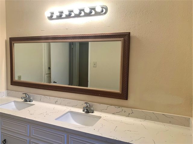 4224 Boone Road, Houston, TX 77072