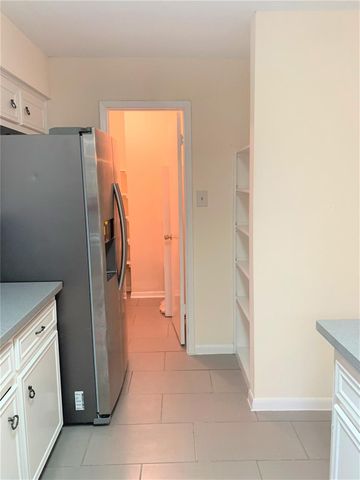 4224 Boone Road, Houston, TX 77072