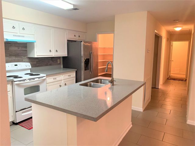 4224 Boone Road, Houston, TX 77072