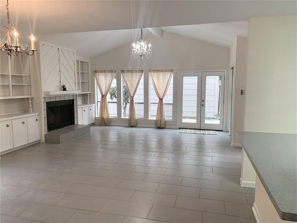 4224 Boone Road, Houston, TX 77072