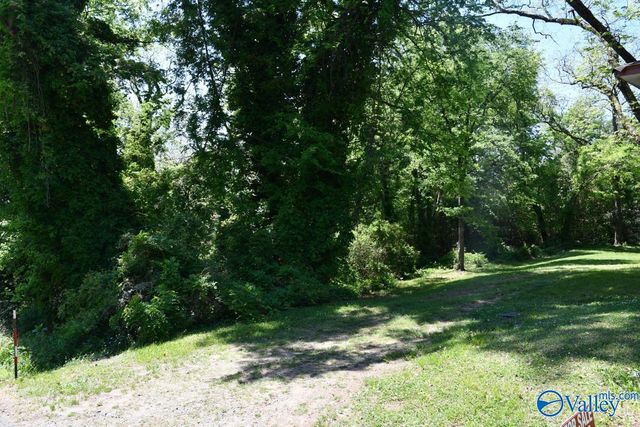 1216 Barkley Street, Gadsden, AL 35904