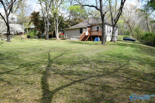 1216 Barkley Street, Gadsden, AL 35904