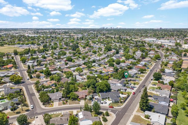 7566 Circle Pkwy, Sacramento, CA 95823