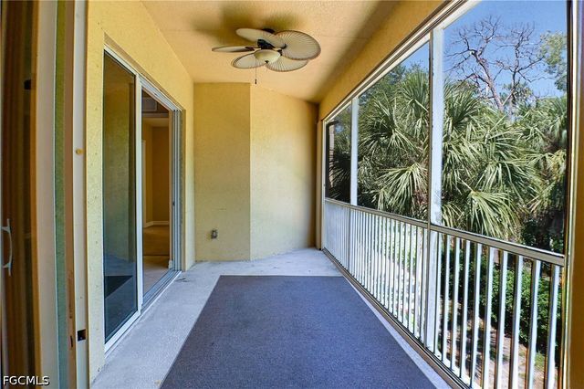 6010 jonathans bay CIR 402, Fort Myers, FL 33908