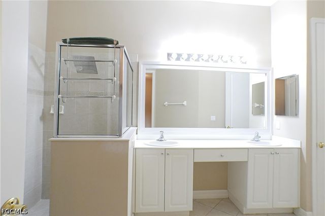 6010 jonathans bay CIR 402, Fort Myers, FL 33908