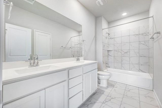 605 W South ST 182, Leander, TX 78641