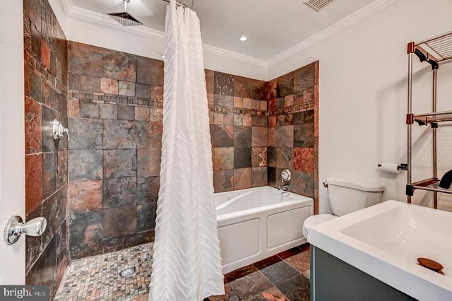 145 N STREEPER ST, Baltimore, MD 21224