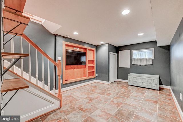 145 N STREEPER ST, Baltimore, MD 21224