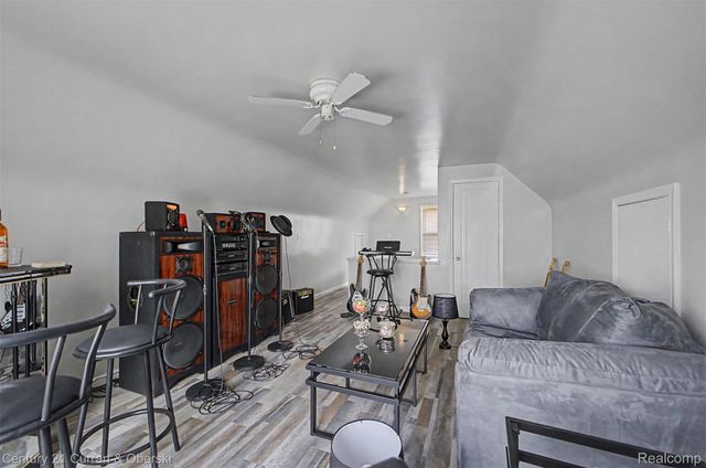 20141 Bramford Street, Detroit, MI 48234