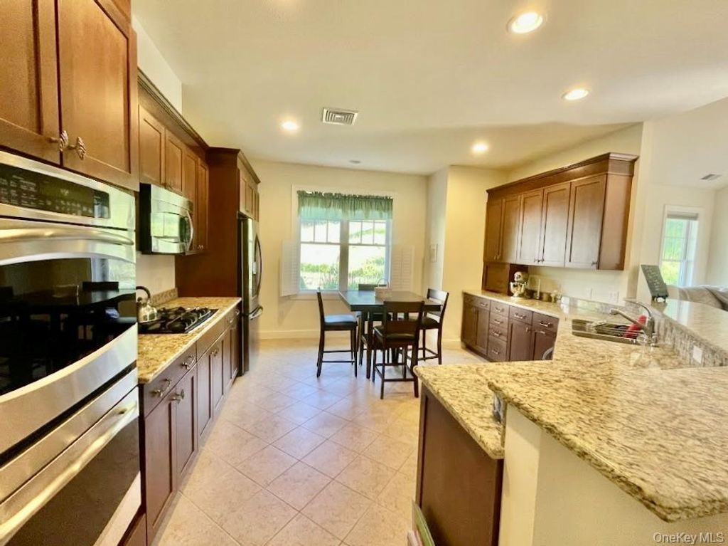 10 Maggie May Way, Cold Spring, NY 10516 — photo 2