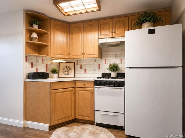 2440 Morgan Avenue, Bronx, NY 10469